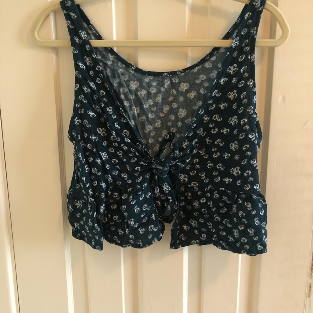 PacSun Tie-Front Crop Top- Sz L